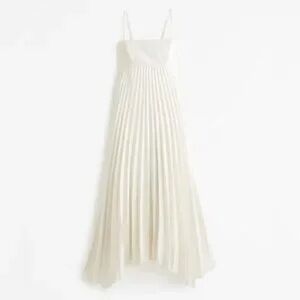 Abercrombie & Fitch Giselle Cream Pleated Maxi Dress